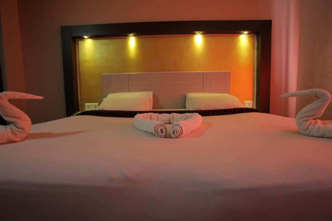 Hotel City Palace Ooty Buitenkant foto
